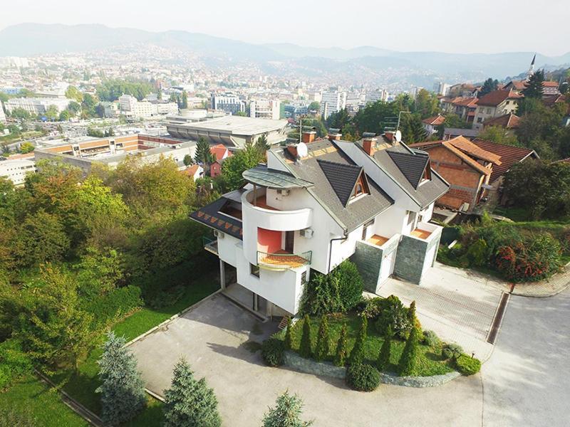 Villa Skenderija West By Poppy 사라예보 외부 사진